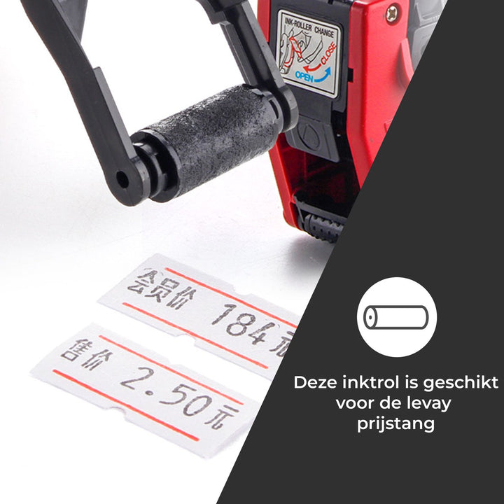  Zwarte inktrol in actie bij het printen van prijsetiketten.